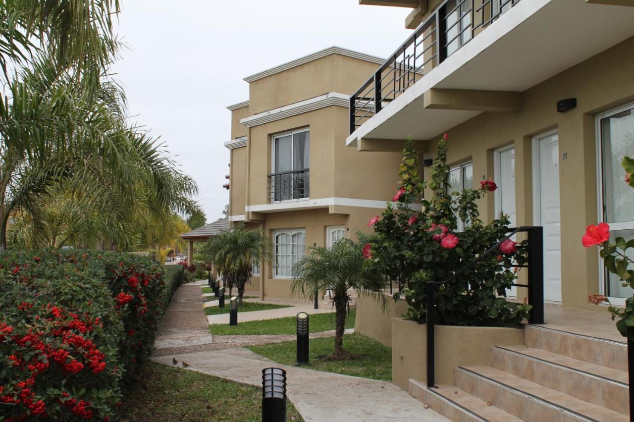 Brisas Del Lago Apart Y Hotel Federación Exteriör bild