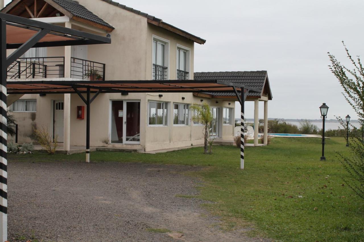 Brisas Del Lago Apart Y Hotel Federación Exteriör bild