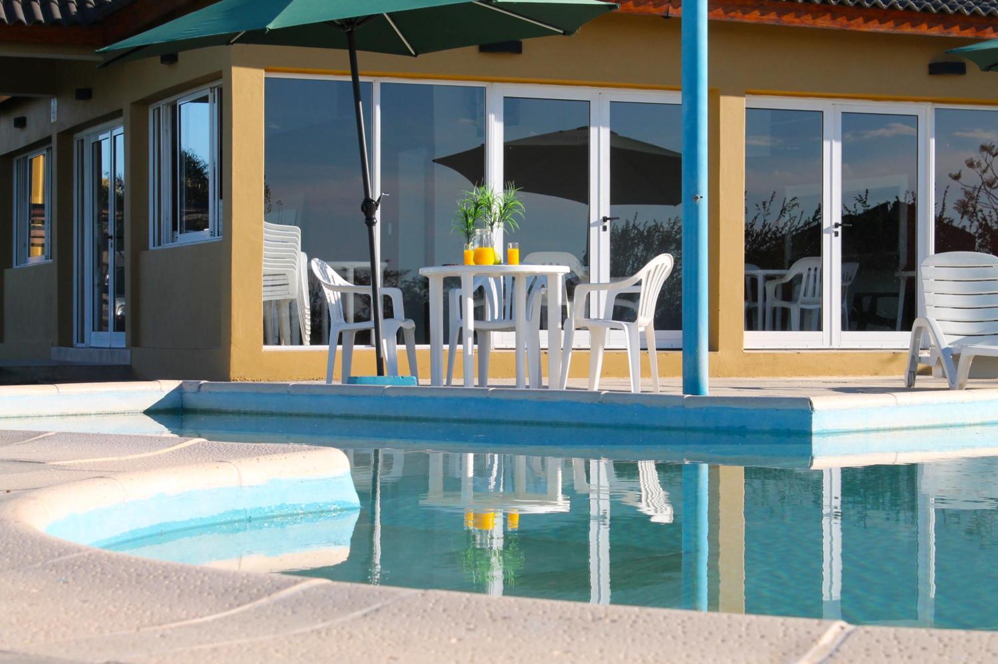 Brisas Del Lago Apart Y Hotel Federación Exteriör bild
