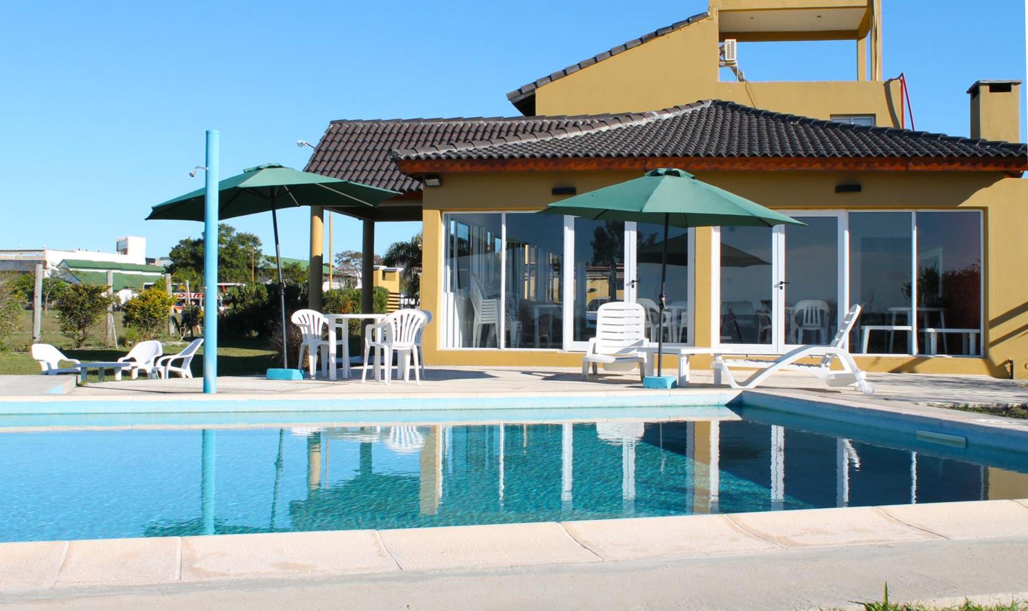 Brisas Del Lago Apart Y Hotel Federación Exteriör bild