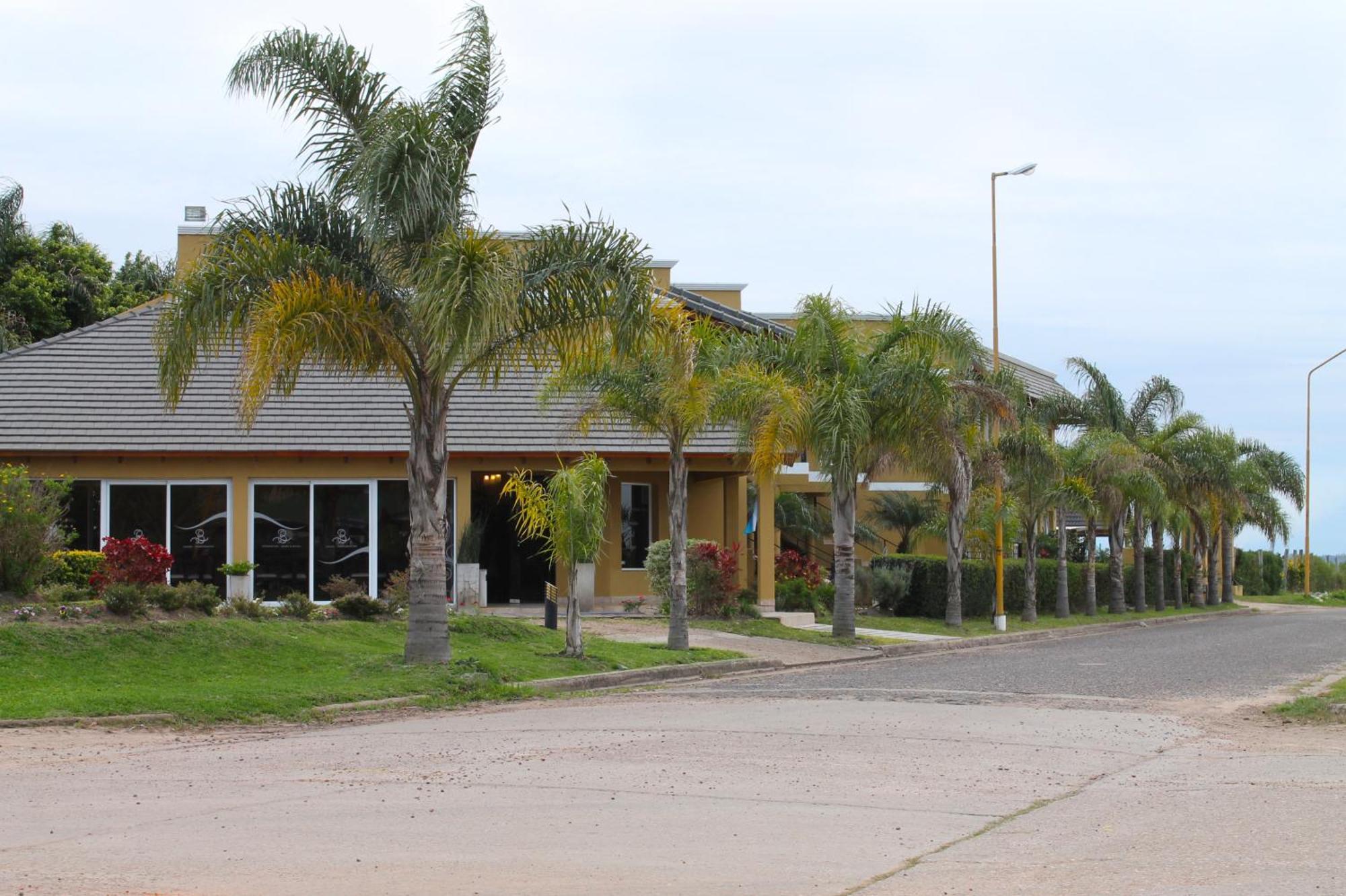 Brisas Del Lago Apart Y Hotel Federación Exteriör bild